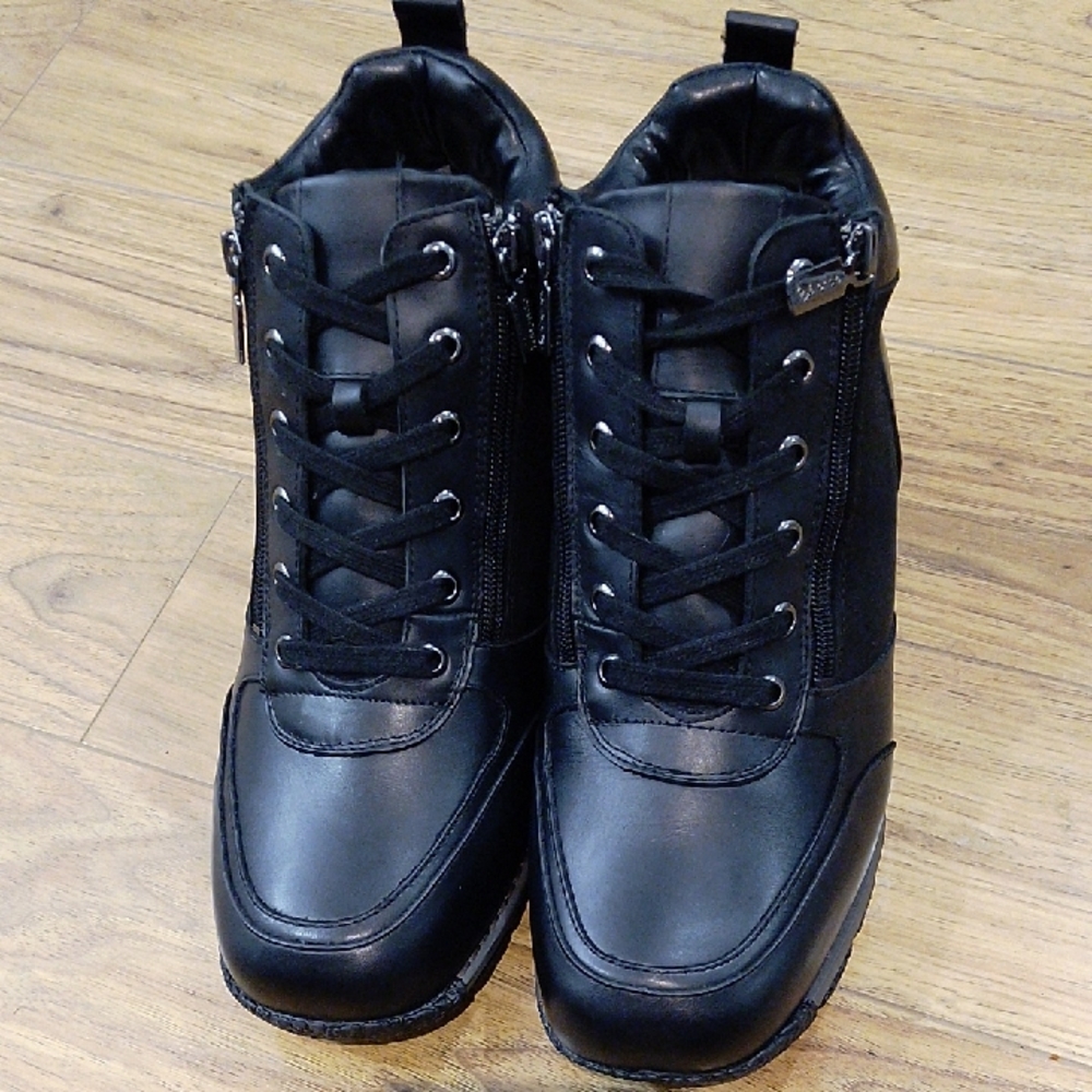 Blondo Aleen Black Leather Boots